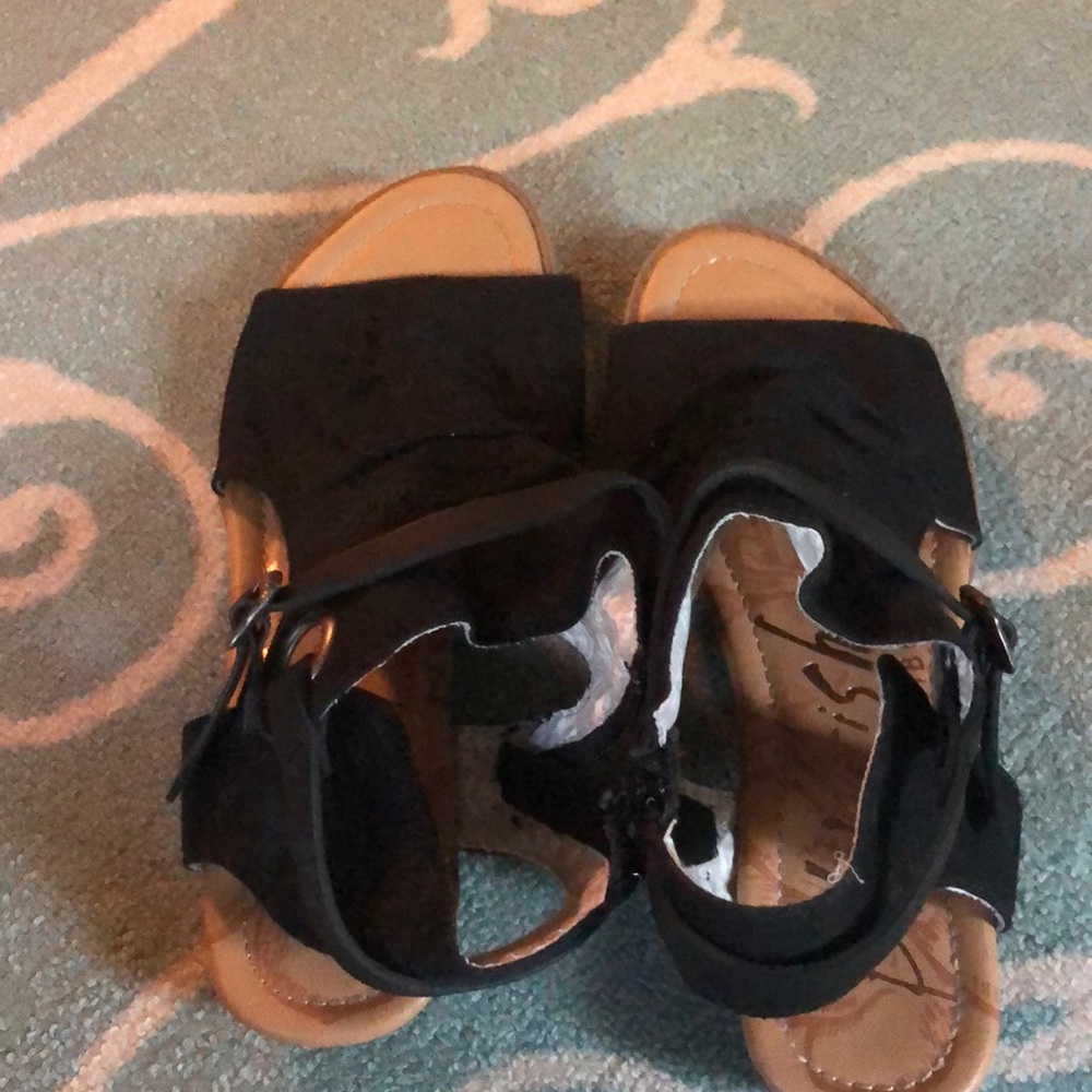 Blowfish zip side booties size 8.5 black
